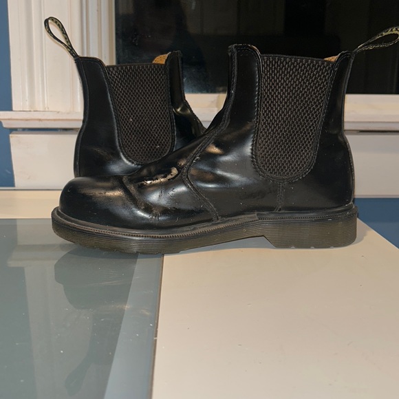 Doc Marten Chelsea Boots size 7! - Picture 1 of 4